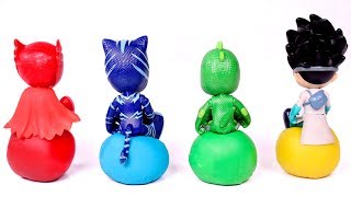 PJ MASKS 🎭 Jugamos con moldes sorpresa de Play Doh y los Heroes en Pijama [upl. by Mildred]