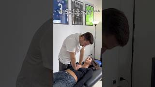 “L’uomo che volava la gente” 😂 osteopata osteopatia thrust asmr [upl. by Morry932]