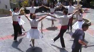 Exhibició de la Colla Sardanista Dansaires del Penedès [upl. by Kcim]