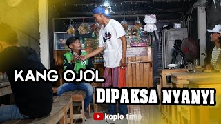 Kang Ojol Viral nyanyi di Warkop [upl. by Dunc711]