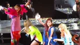 Whole Concert Part 21 2NE1  quotCANT NOBODY Englishquot  Prudential Center NJ HD [upl. by Nussbaum275]