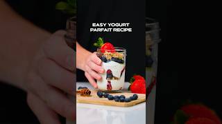 EASY Yogurt Parfait Recipe in Mason Jar 🫙🍯🫐 masonjar yogurtparfait [upl. by Gloria449]