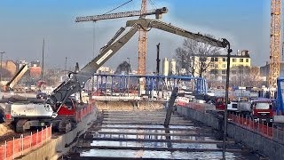 Bagger im Einsatz  Im Wasser Matsch baggern [upl. by Notak754]