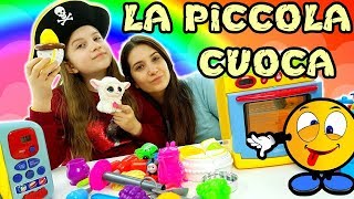 Video Casuali 2 Piccola Cuoca Pazza Cucina Sui Fornelli Giocattolo [upl. by Modesty]