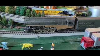 464 steam locomotive ho scale Rivarossi wtender runs as is [upl. by Heater]