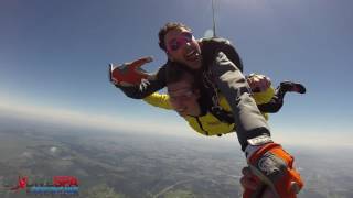 Saut en parachute tandem à Spa Elise  juin 2016 Skydive Spa [upl. by Sutniuq559]