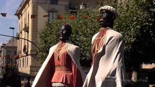 LOS GIGANTES DE TAFALLA Fiestas de Navarra [upl. by Ynaffat7]