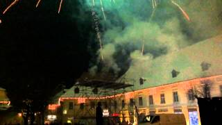 Artificii Revelion 2015  Sibiu Piața Mare [upl. by Aicilas]