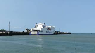 ESCALE RAPIDE  du Mont St Michel BRITTANY FERRIES [upl. by Blockus]