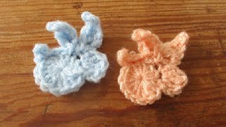 Petits lapins au crochet  La Grenouille Tricote [upl. by Sillek676]