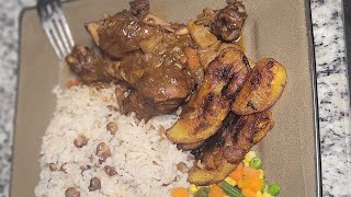 Stew chicken with rice and peas for dinner cooking livestream dinner [upl. by Eldora945]