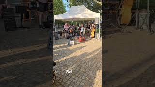 Die Band auf dem Keramikmarkt dresden Keramikmarkt musik entspannt [upl. by Adnamra240]