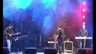 Wake Up Sid amp Socha HaiSEL Live  Alcheringa 2010 [upl. by Sremmus]