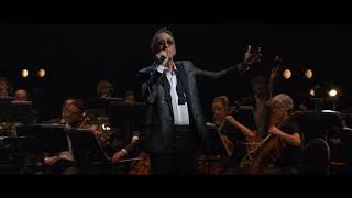 Alain Chamfort  quotLe temps qui courtquot live Concert Symphonique extrait [upl. by Analeh746]