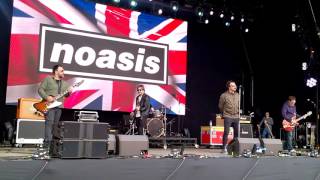 Noasis  Wonderwall Oasis tribute band Pennfest 21072017 [upl. by Moffat]