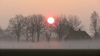 Weersverwachting vrijdagochtend Zeer zacht en zonnig [upl. by Eduino907]