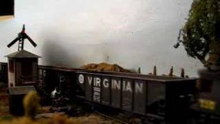 Virginian Ry empty hopper train in HO [upl. by Tsai]