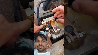 Battery mein gajab ka jugaad lagana 😱😱😱 tools machinerytools diy battery shorts viralshorts [upl. by Ardnajela]