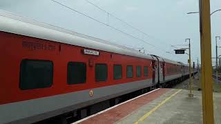 🚂22670 Patna to Ernakulam Weekly Superfast Express Arriving Perambur [upl. by Davidde]