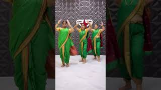 Jaricha cholila sonyach lavate batan marathi status dance sorts maharashtradance [upl. by Tiphani113]