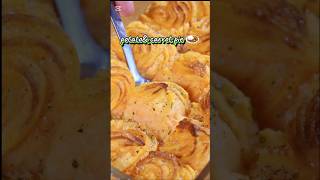 potato pie  trending food subscribe recipe ytshorts viralshort sadiarizkazmi [upl. by Dermott]