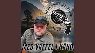 Med vaffel i hånd [upl. by Eardnoed]