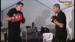 Gokhan Saki warming up before Badr Hari Fight with Filip Verlinden [upl. by Carl]