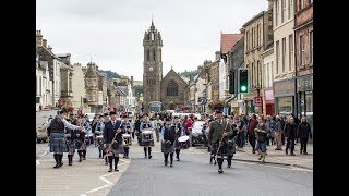 PIPE BANDS PARADE HIGH STREET IN PEEBLES SCOTLAND 1 st Sept 2018 [upl. by Ellesirg]