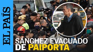 DANA ESPAÑA  quot¡Se lo comenquot Momento en el que Pedro Sánchez abandona la comitiva en Paiporta [upl. by Furtek]