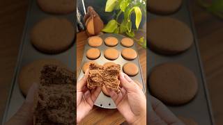 How to make flat top cupcakes shorts howto chocolatecake cupcakes [upl. by Selrhc94]