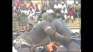 comba balla gaye 2 vs yekini 22 04 12 YouTube [upl. by Hayott]