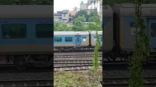 12042 njp howrah shatabdi express at bolpur shantiniketan shorts amimahi9556 [upl. by Silenay259]