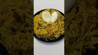 Egg 🥚 Maggi 🍜 Recipe snacks shorts recipe [upl. by Barbey]