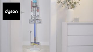 How to assemble your Dyson Gen5detect™ Outsize cordless vacuums Floor Dok Multi™ [upl. by Eniledam]