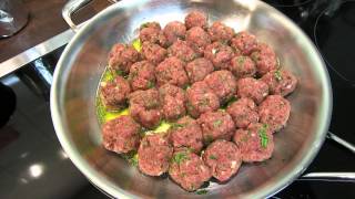 How to cook Spaghetti  Spaghettini with Polpette meatballs quotlike my Italian Motherquot [upl. by Serafine]