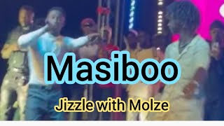 See how Jizzle introduces Molze on Stage with the song titled MASIBOO at Brikama BoxBar [upl. by Nehpets]