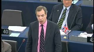 Farage al Parlamento Europeo chi vi da il diritto di dettar legge al popolo italano [upl. by Brozak]