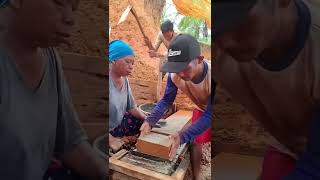 See how the Chinese make bricks 146reversevideos reversevideos youtubeshorts shorts [upl. by Nevram]