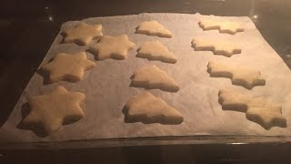 Biscotti di pasta frolla per NATALE Semplicissimi [upl. by Aoniak]