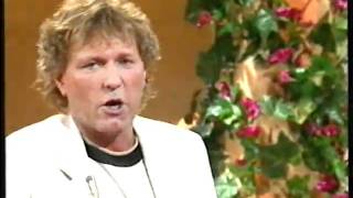 HQ  Bernhard Brink  Erst machst Du auf Liebe  ZDF  2001 [upl. by Ahsikam793]