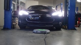 Plugless for Tesla Model S  Ricks First Charge [upl. by Okwu61]