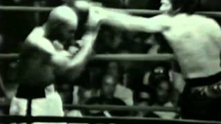 Carlos Monzon vs Bennie Briscoe II [upl. by Maynord732]