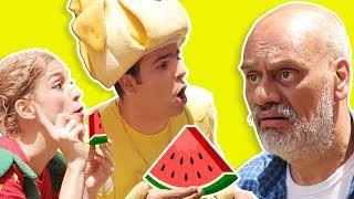 فوزي موزي وتوتي – عالسكّين يا بطيخ – Watermelon seller [upl. by Ayidah]