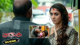 Vasuki Kannada Movie Scenes  Nayanthara Shouts at Bus Coordinator for Touching Her Daughter [upl. by Aserehc]