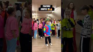 TEACHING SHUFFLE 😎🔥 AMAZING DANCE 😱 [upl. by Ynnavoj]