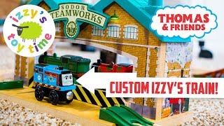 IZZYS CUSTOM THOMAS TRAIN with James Sorts It Out Thomas and Friends Fun Toy Trains [upl. by Jeffie83]