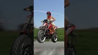 KTM Duke  Skirt is flying  Beautiful Girl Rider [upl. by Gemoets]