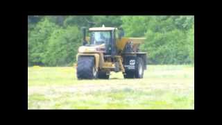 Southern States Terra Gator Spreader Spreading Lime [upl. by Llirrehs563]