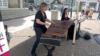 quotDuo Marimba amp Pianoquot Straßenmusik  Street Music  Silke Büscherhoff amp Daria Bergen [upl. by Akinak561]