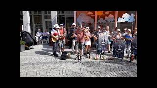 Straßenmusik beim Festival Maritim 2024  1 Bremer Ukulelenorchester [upl. by Wojcik]